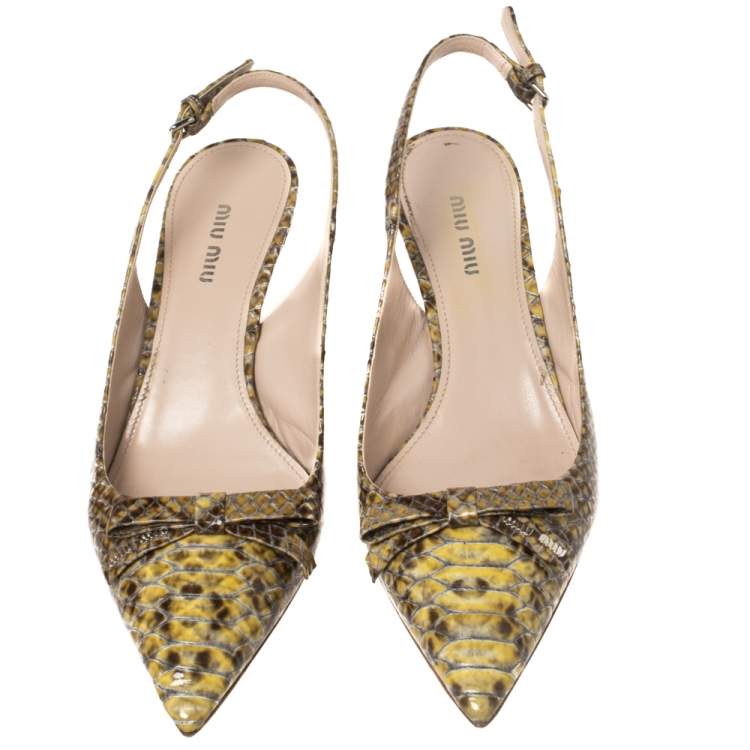 Pre Owned Miu Miu Green/Yellow Snakeskin Embossed Patent Bow Pointed Toe Slingback Sandals Size 38