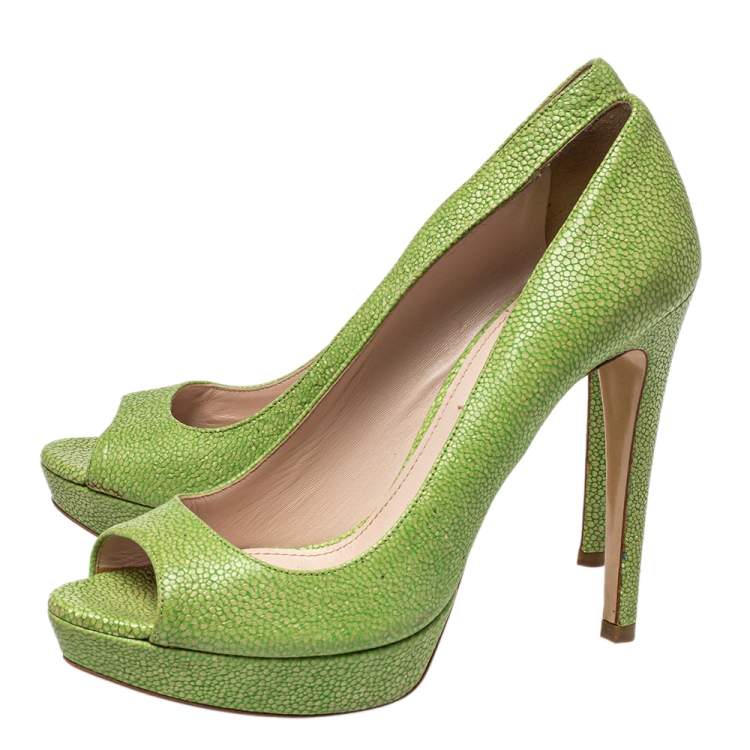 Pre Owned Miu Miu Green Leather Peep Toe Pumps Size 38