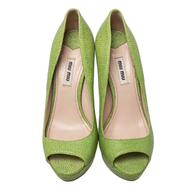 Pre Owned Miu Miu Green Leather Peep Toe Pumps Size 38