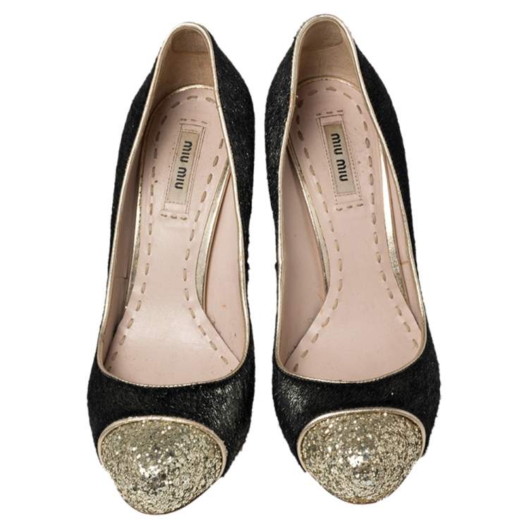 Pre Owned Miu Miu Gold/Black Glitter And Calf Hair Pumps Size 39