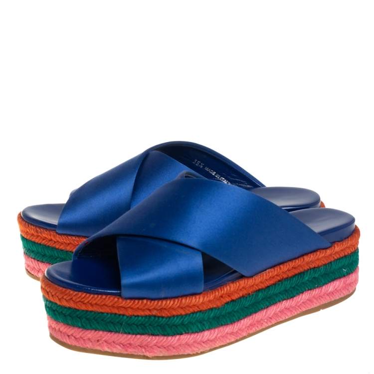 مملوكة مسبقًا Miu Miu Blue Satin Criss Cross Espadrille Slide Sandals Size 35.5 