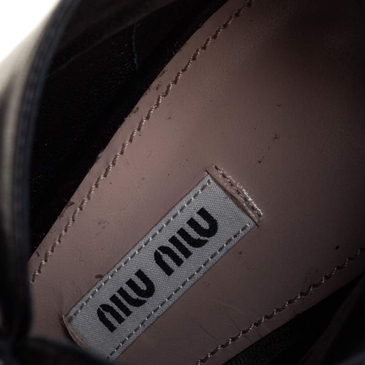 Pre Owned Miu Miu Black Leather Lace-Up Booties Size 40 