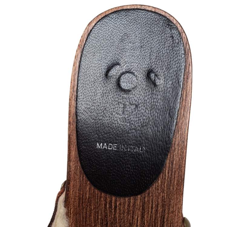 مملوكة مسبقًا Miu Miu Brown Suede Shearling Wood Clogs Sandals Size 37.5
