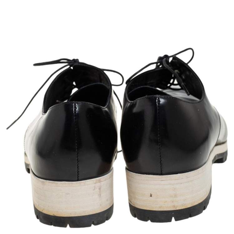 Pre Owned Miu Miu Black/Silver Leather Lace Up Derby Size 38