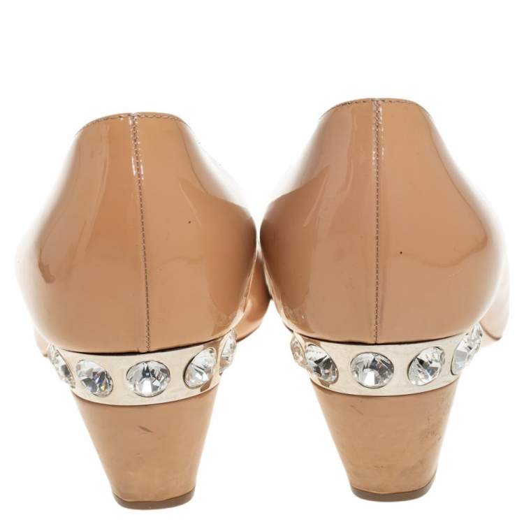 Pre Owned Miu Miu Beige Patent Leather Crystal Embellished Peep Toe Pumps Size 38