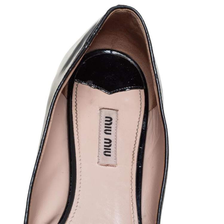 Pre Owned Miu Miu Black Patent Leather Bow Crystal Embellished Ballet Flats Size 40.5