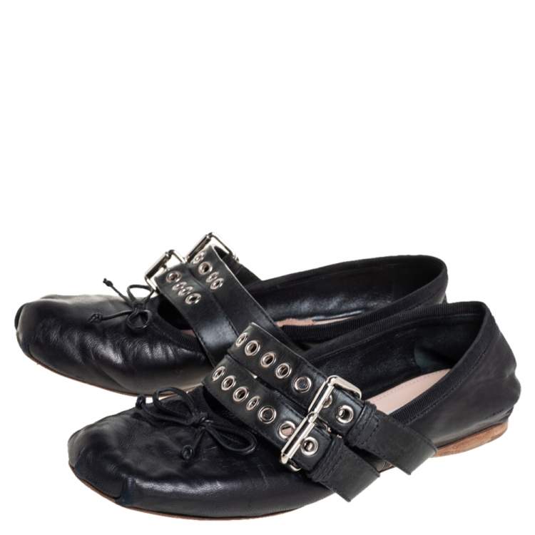 Pre Owned Miu Miu Black Leather Buckle Ballet Flats Size 38