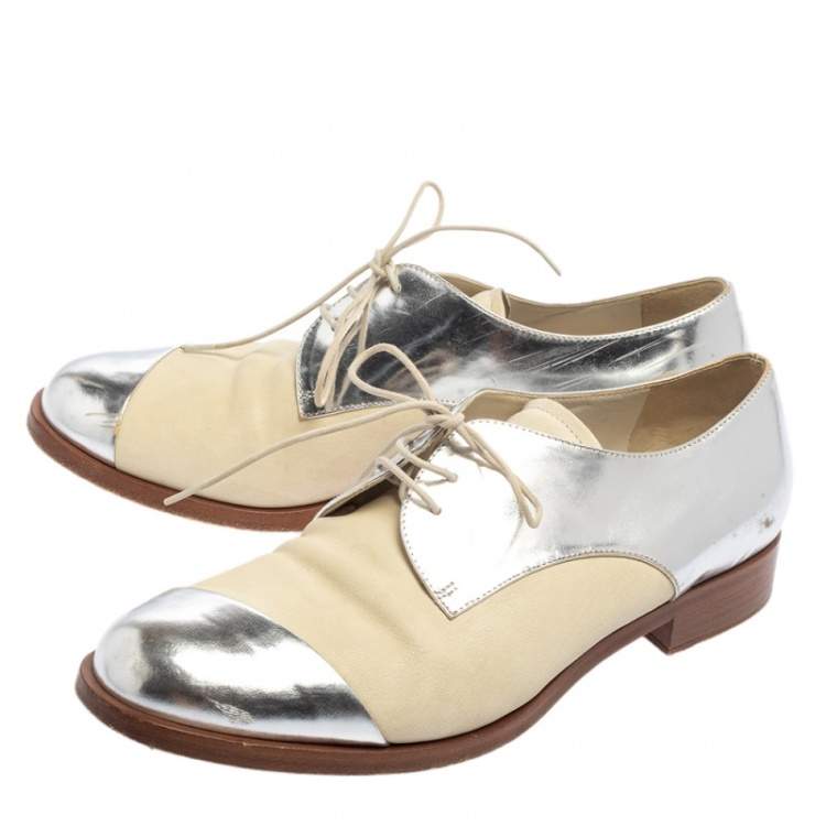 Pre Owned Miu Miu Metallic Sliver And Beige Patent And Leather Oxfords Size 38