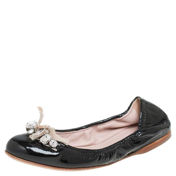 Pre Owned Miu Miu Black Patent Leather Scrunch Ballet Flats Size 37.5