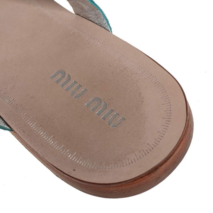 Pre Owned Miu Miu Silver Glitter And Leather Crystal Embellished Flat Ankle Strap Sandals Size 38