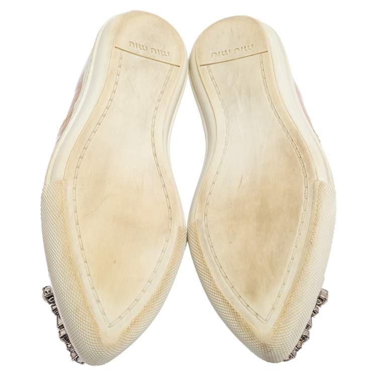 مملوكة مسبقًا Miu Miu Beige Patent Embellished Cap Toe Slip On Sneakers Size 38
