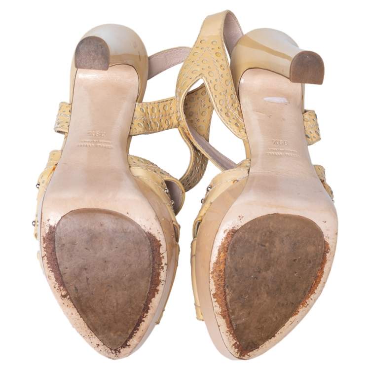Pre Owned Miu Miu Yellow Patent Leather Peep Toe Platform Ankle Strap Sandals Size 39.5