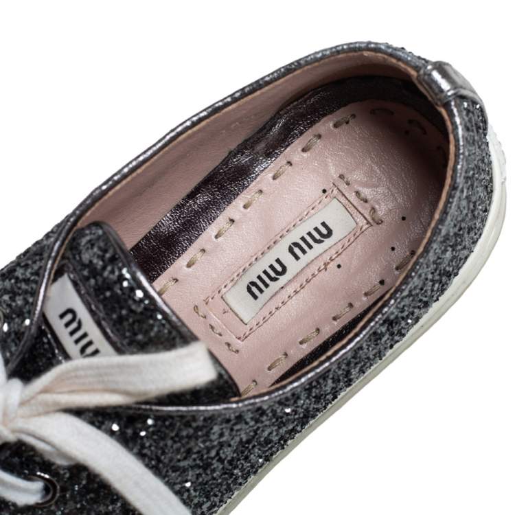 Pre Owned Miu Miu Grey Glitter And Metal Cap Toe Low Top Sneakers Size 38.5