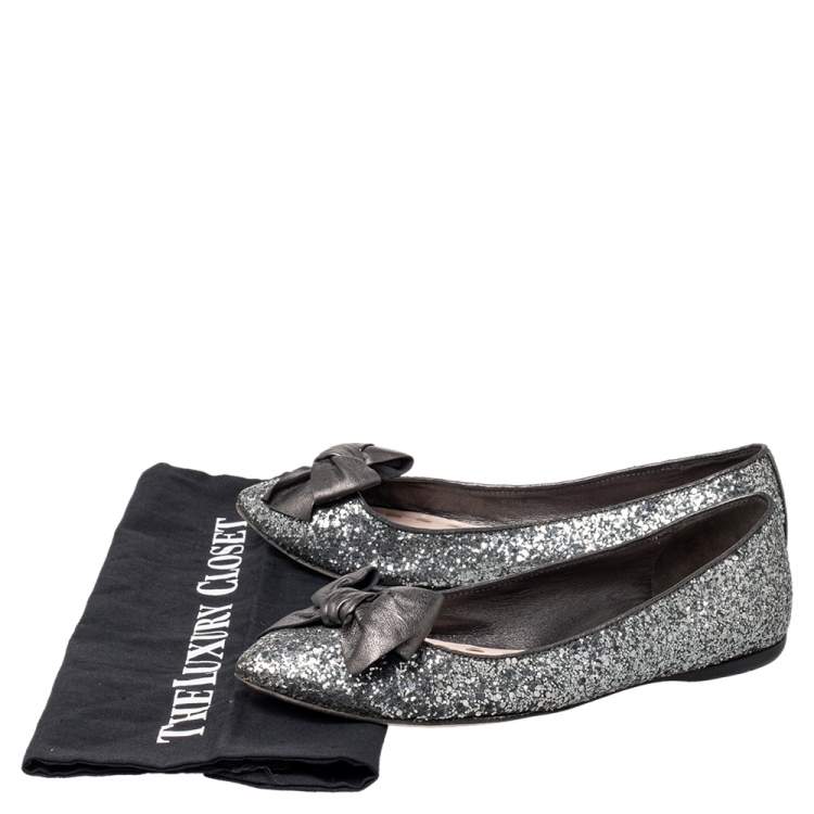 Pre Owned Miu Miu Metallic Grey Glitter Bow Ballet Flats Size 37