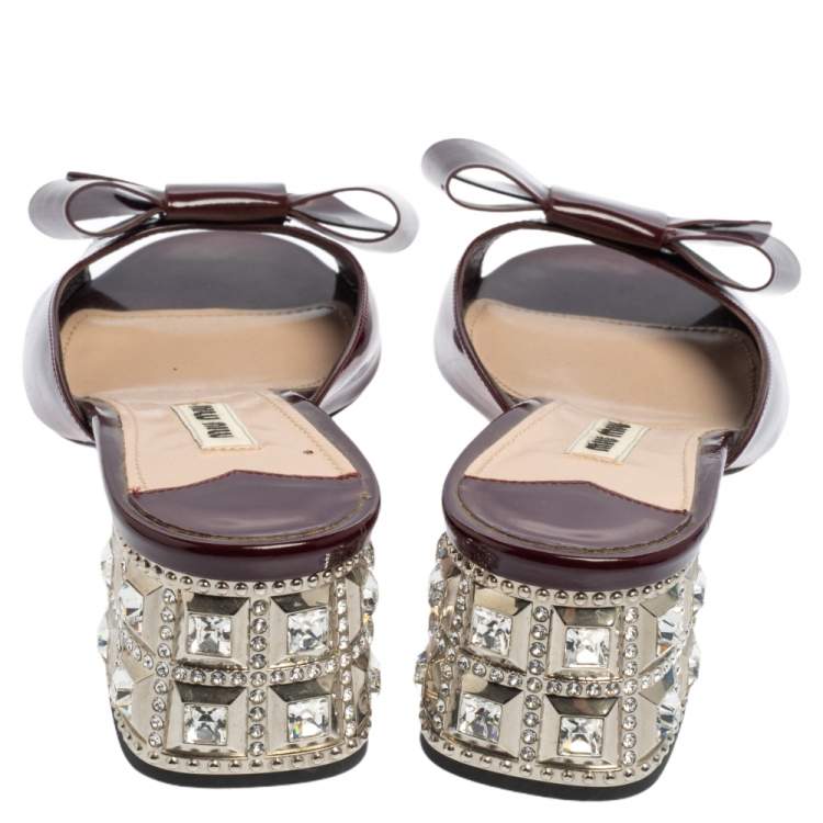 Pre Owned Miu Miu Maroon Patent Leather Bow Slide Sandals Size 37.5