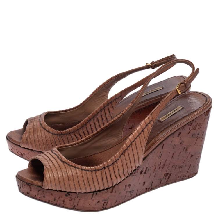 Pre Owned Miu Miu Brown Pleated Leather Peep Toe Platform Slingback Wedge Sandals Size 41