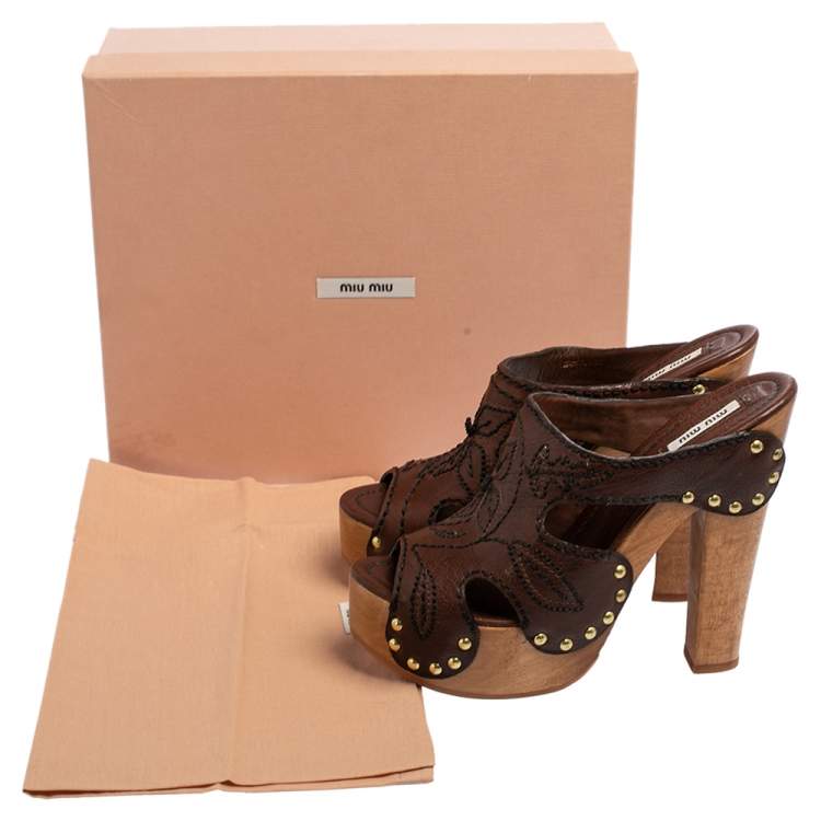 Pre Owned Miu Miu Brown Leather Mules Block Heel Sandals Size 39
