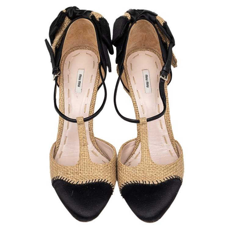 مملوكة مسبقًا Miu Miu Beige/Black Jute And Satin Bow T Strap Pumps Size 38