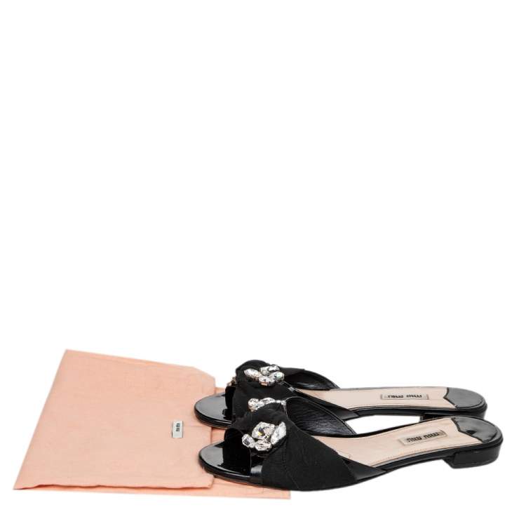 Pre Owned Miu Miu Black Patent Leather And Fabric Crystal Embellished Slide Sandals Size 39.5