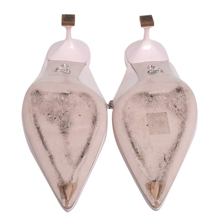 مملوكة مسبقًا Miu Miu Light Pink Patent Leather Crystal Embellished Mules Size 39.5