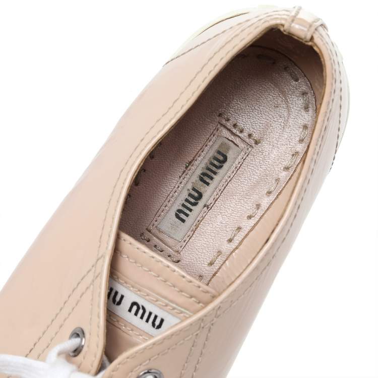 Pre Owned Miu Miu Beige Patent Leather Crystal Embellished Cap Toe Sneakers Size 38.5