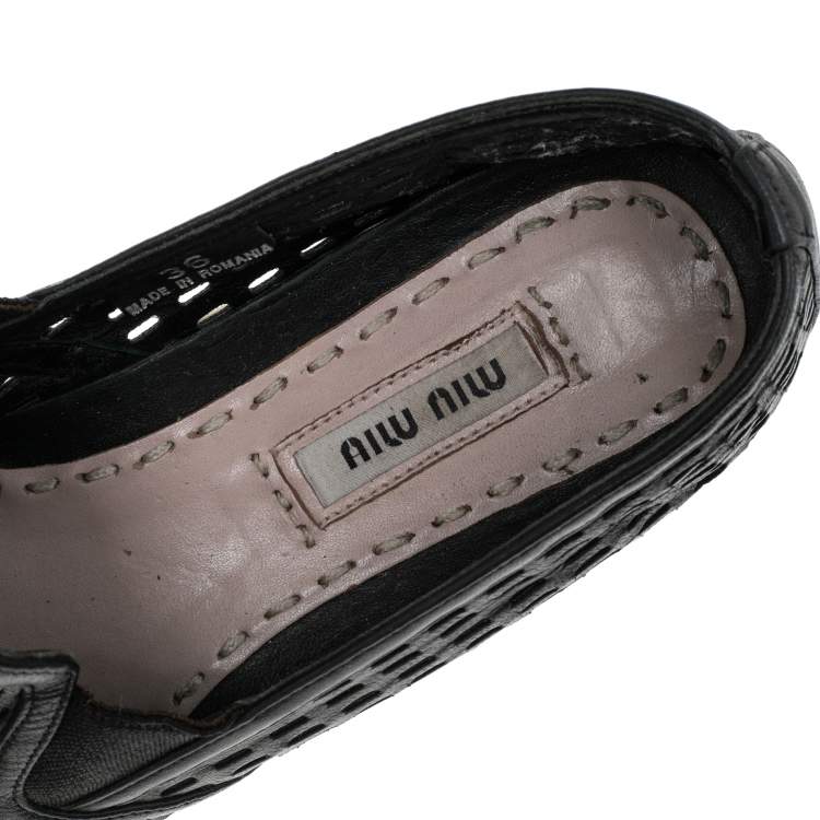 Pre Owned Miu Miu Black Leather Metal Cap Toe Platform Slip On Sneakers Size 36