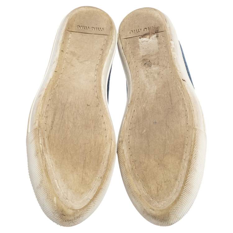 مملوكة مسبقًا Miu Miu Blue/White Denim Lace Up Low Top Sneakers Size 39