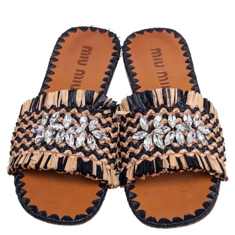 Pre Owned Miu Miu Beige/Black Woven Raffia Crystal Embellished Flat Slides Size 39