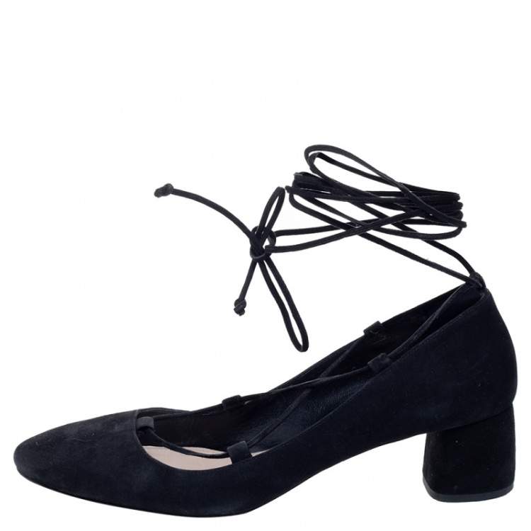 مملوكة مسبقًا Miu Miu Black Suede Block Heel Ankle Wrap Pumps Size 39.