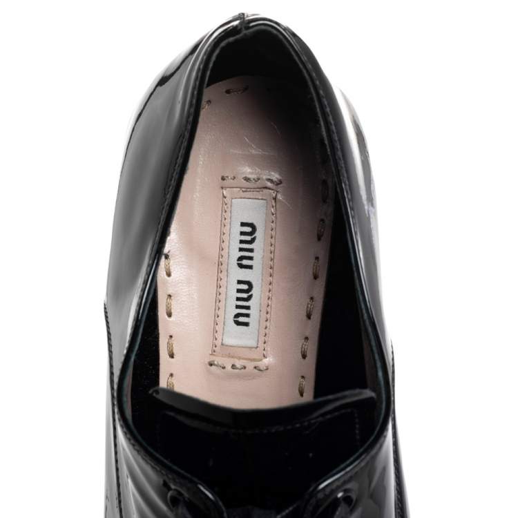 Pre Owned Miu Miu Black/White Patent Leather Cap Toe Sneakers Size 39.5