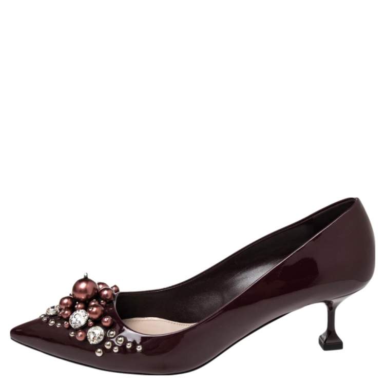 Pre Owned Miu Miu Burgundy Patent Leather Crystal and Pearl Embellished Pointed Toe Pumps Size 37.5