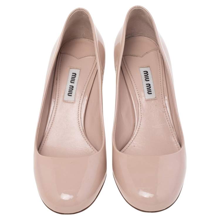 Pre Owned Miu Miu Beige Patent Leather Crystal Embellished Block Heel Pumps Size 36