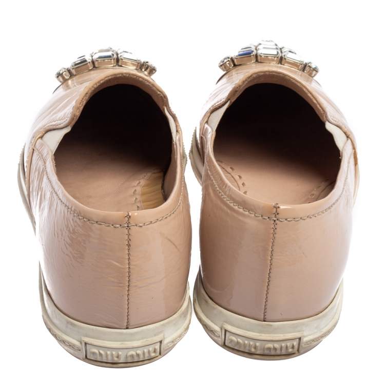 Pre Owned Miu Miu Beige Patent Leather Crystal Embellished Cap Toe Slip On Sneakers Size 38