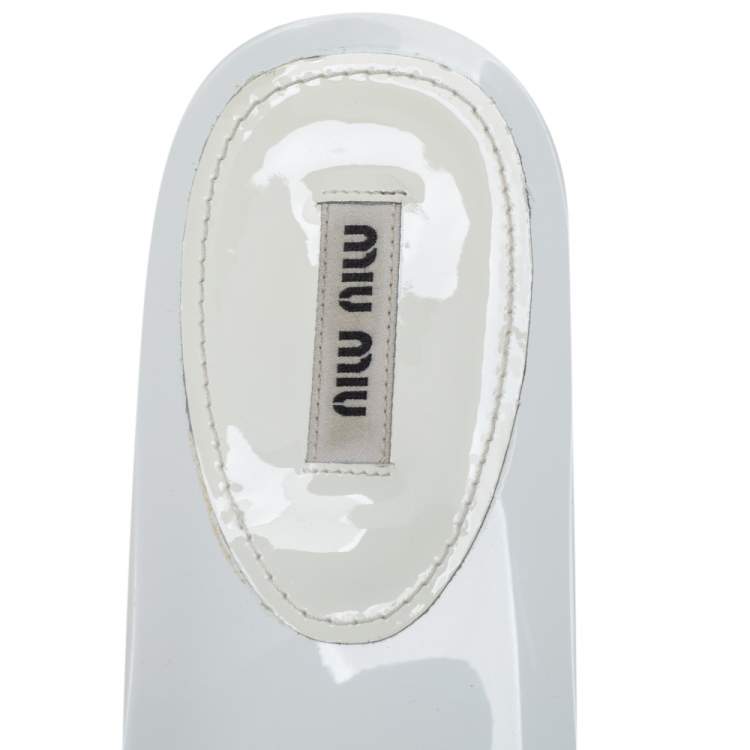 Pre Owned Miu Miu White Patent Leather Crystal Embellished Slide Flats Size 40