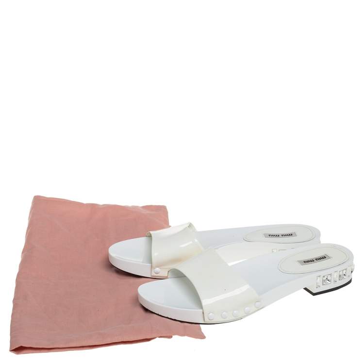 Pre Owned Miu Miu White Patent Leather Crystal Embellished Slide Flats Size 40