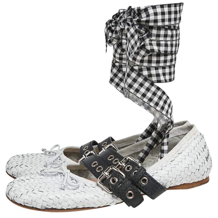 Pre Owned Miu Miu White Leather Ribbon-Strap Buckle Ballet  Flats Size 39.5