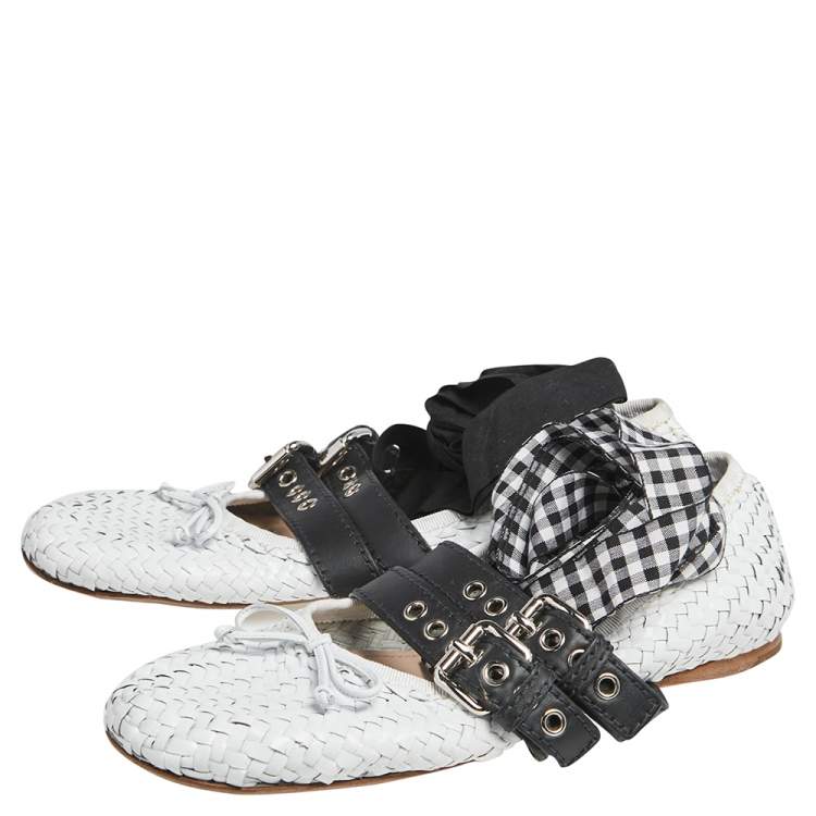 Pre Owned Miu Miu White Leather Ribbon-Strap Buckle Ballet  Flats Size 39.5