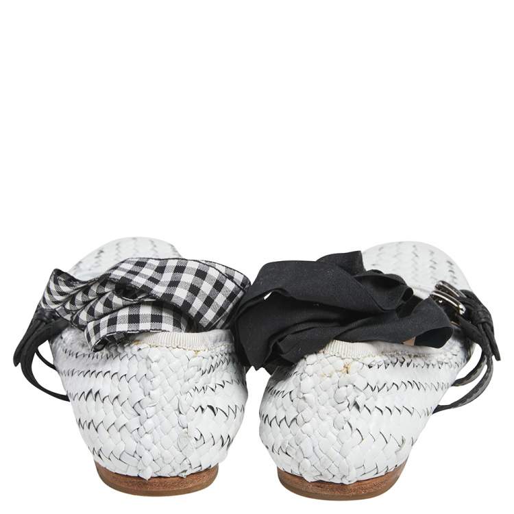 Pre Owned Miu Miu White Leather Ribbon-Strap Buckle Ballet  Flats Size 39.5