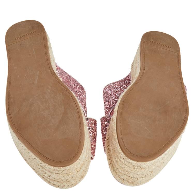 مملوكة مسبقًا Miu Miu Metallic Pink Glitter Espadrille Platform Slides Size 37.5