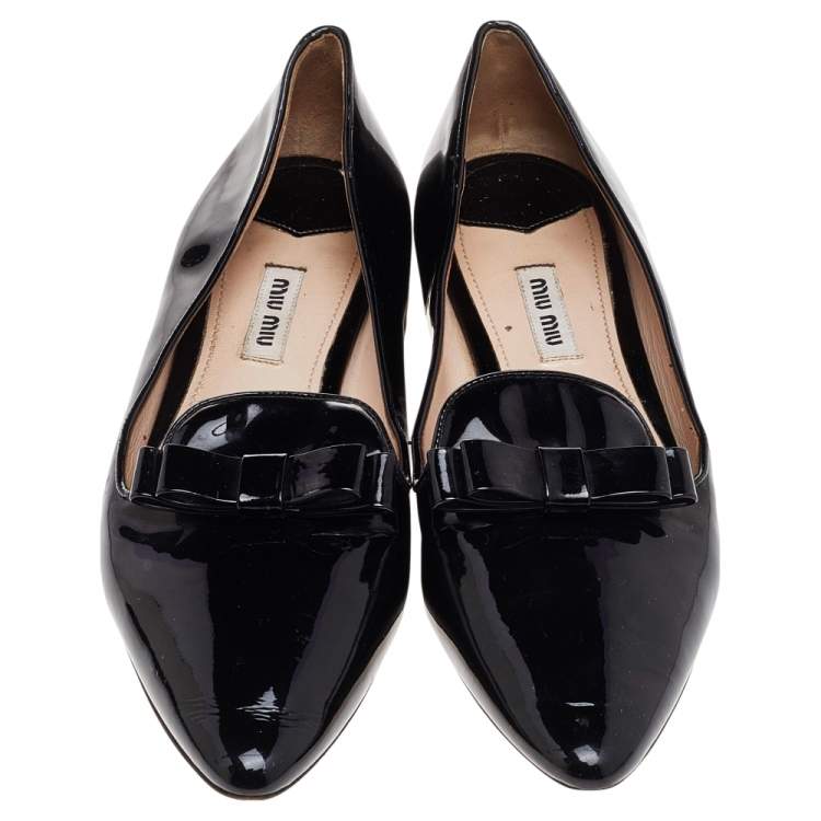 Pre Owned Miu Miu Black Patent Leather Bow Crystal Embellished Smoking Slippers Size 38.5