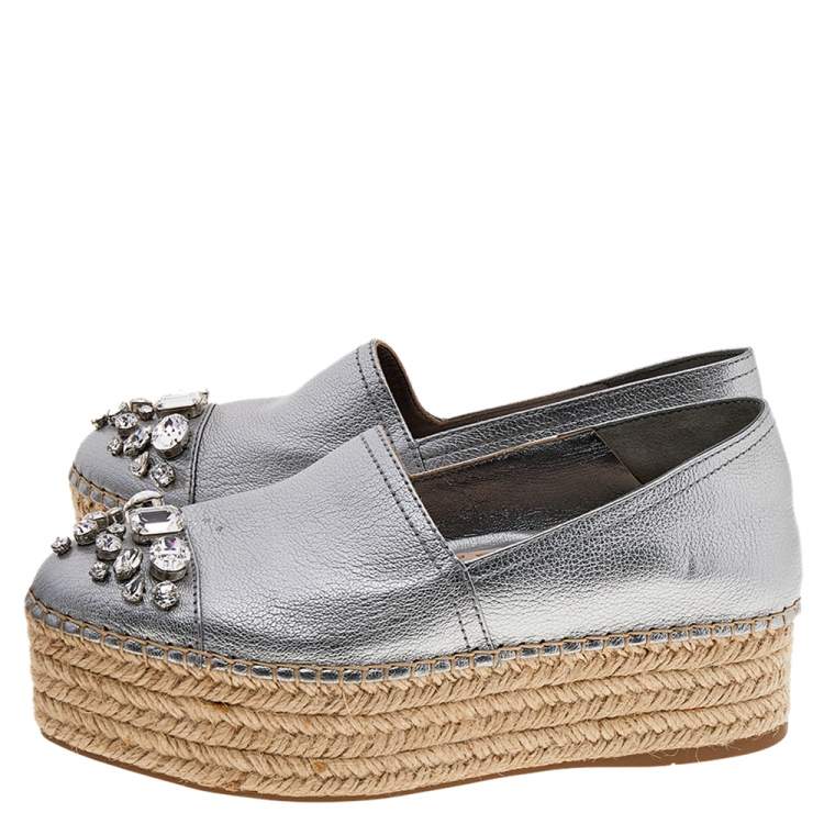 Pre Owned Miu Miu Metallic Silver Leather Crystal Embellished Espadrille Platform Flats Size 38