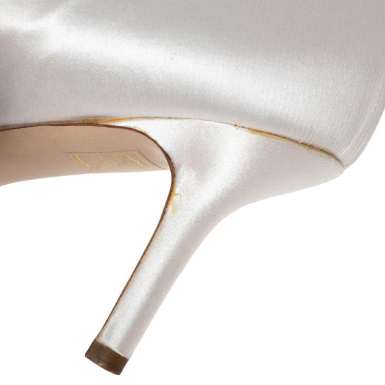 Pre Owned Miu Miu White Satin Peep Toe Pumps Size 38.5