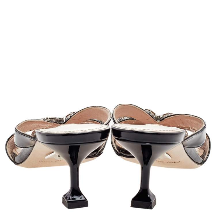 مملوكة مسبقًا Miu Miu Black Patent Leather Crystal Slide Sandals Size 37