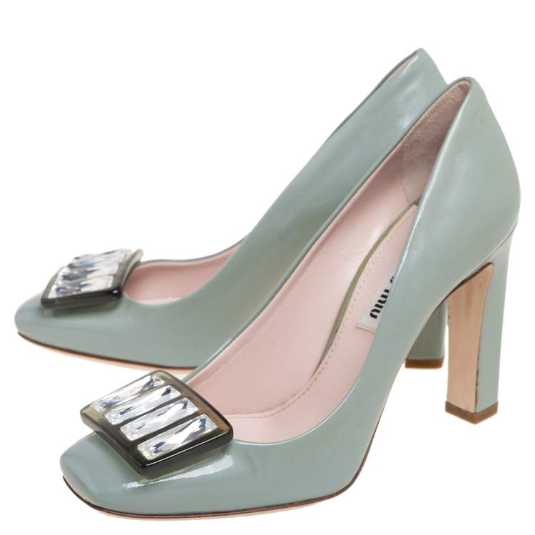 Pre Owned Miu Miu Grey Patent Leather Bow Embellished Pumps Size 36