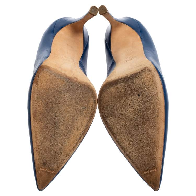 Pre Owned Miu Miu Blue Leather Pointed Toe Pumps Size 38