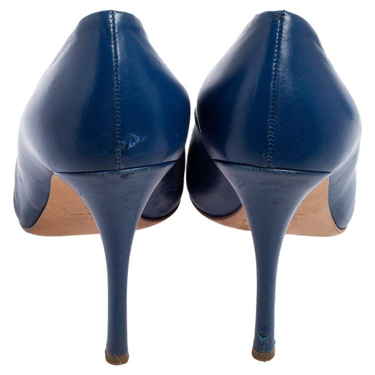 Pre Owned Miu Miu Blue Leather Pointed Toe Pumps Size 38