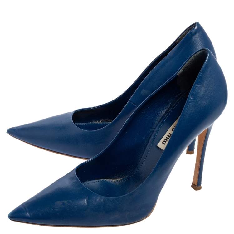 Pre Owned Miu Miu Blue Leather Pointed Toe Pumps Size 38