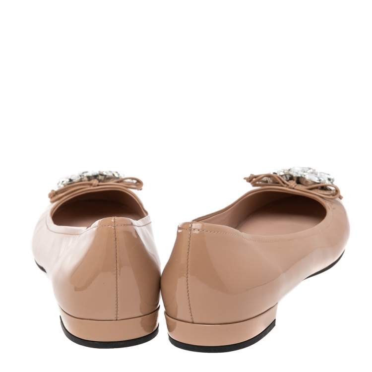Pre Owned Miu Miu Beige Patent Leather Crystal Embellished Bow Ballet Flats Size 40