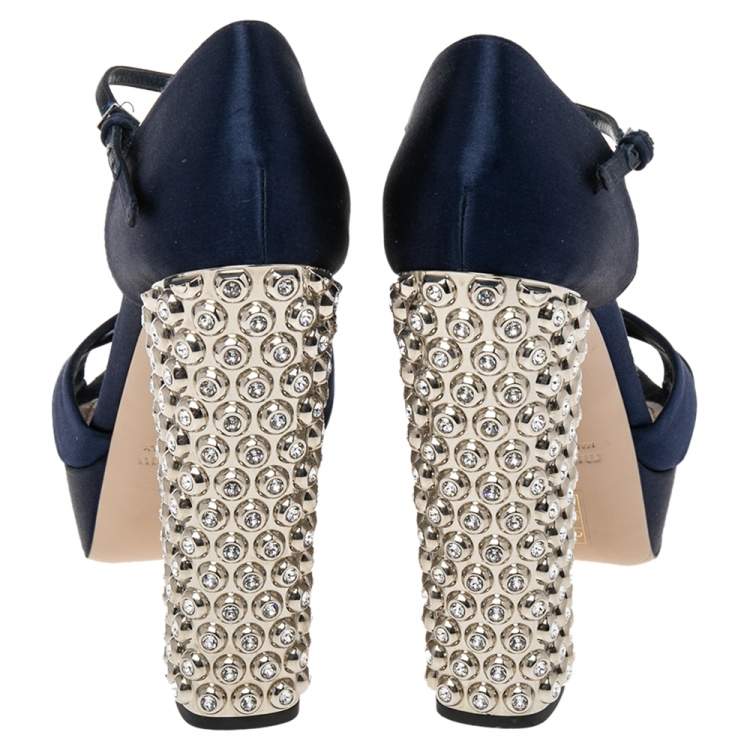 مملوكة مسبقًا Miu Miu Dark Blue Satin Criss Cross Crystal Embellished Heel Sandals Size 38