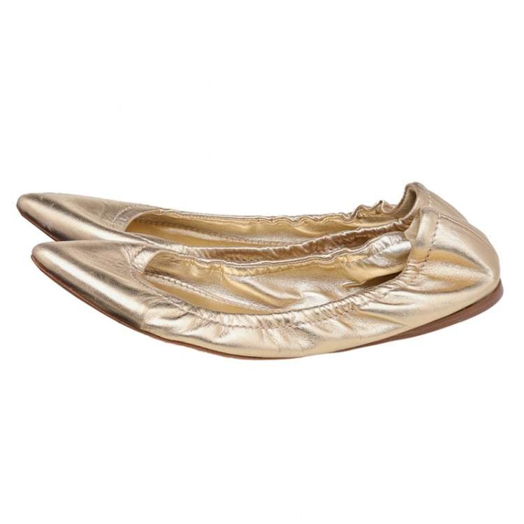 Pre Owned Miu Miu Gold Leather Pointed Toe Scrunch Ballet Flats Size 37